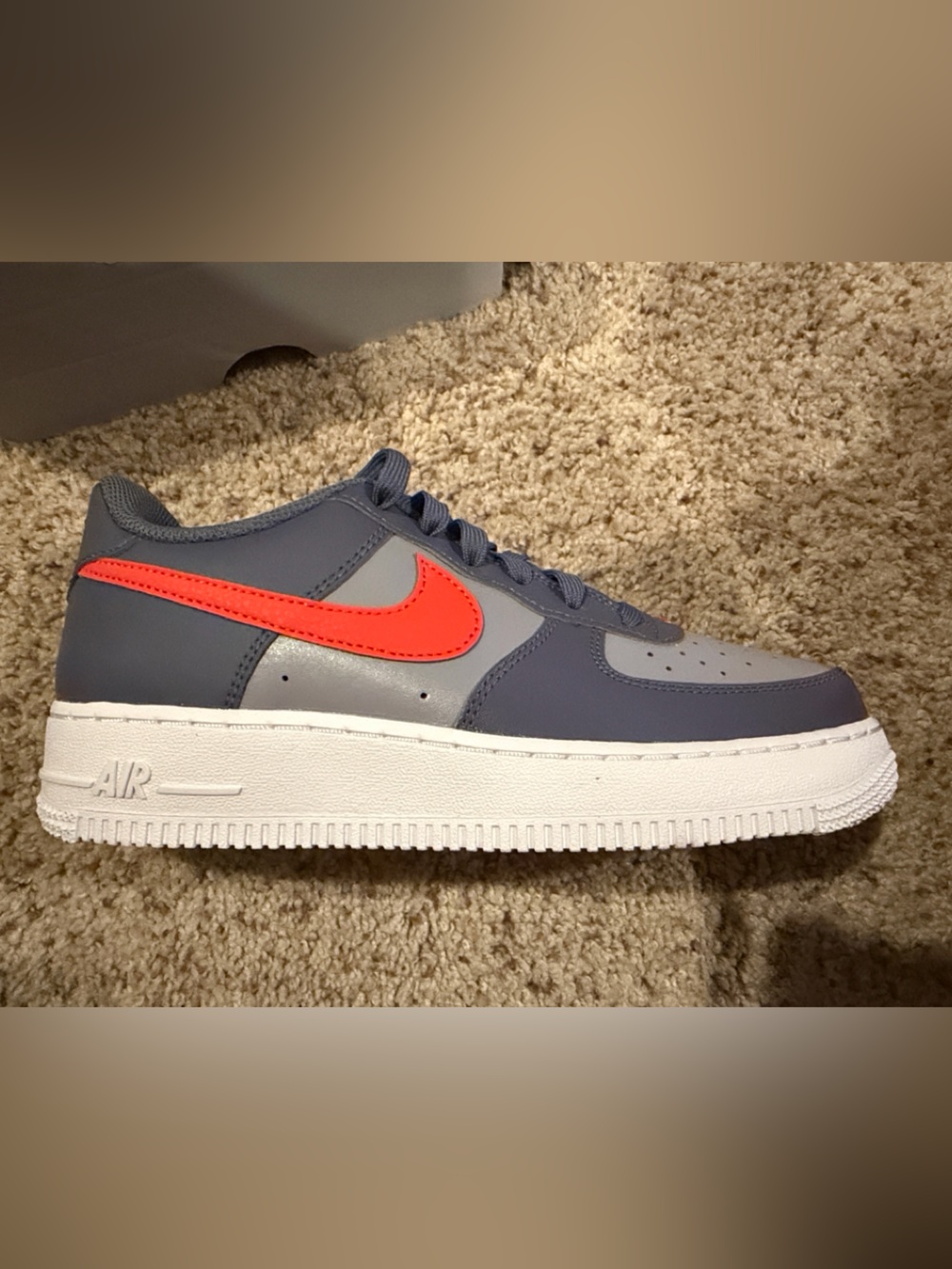 Nike Air Force 1 '07 LV8 Cool Grey Team Crimson Sneakers Size 6Y/7.5 Women’s
